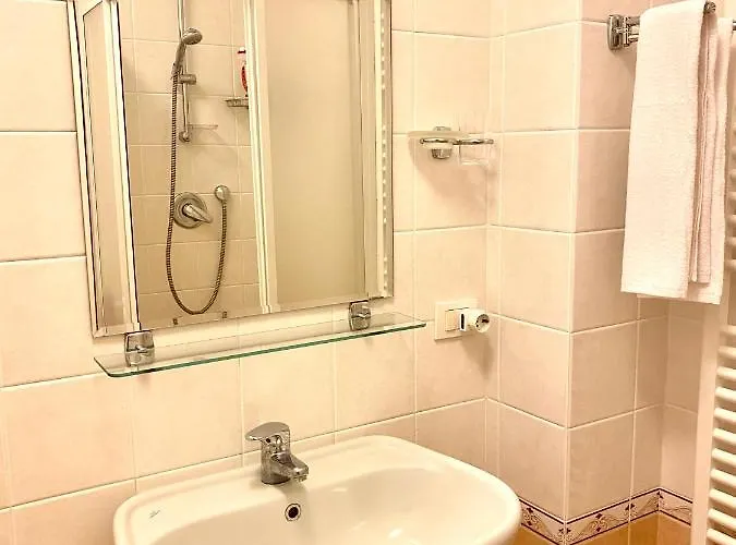 Abcdecor Italia Apartmán *