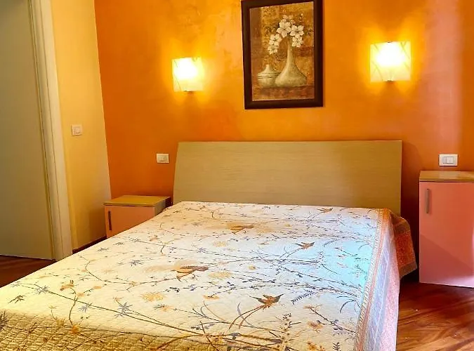 Апартаменты Abcdecor Italia Империя